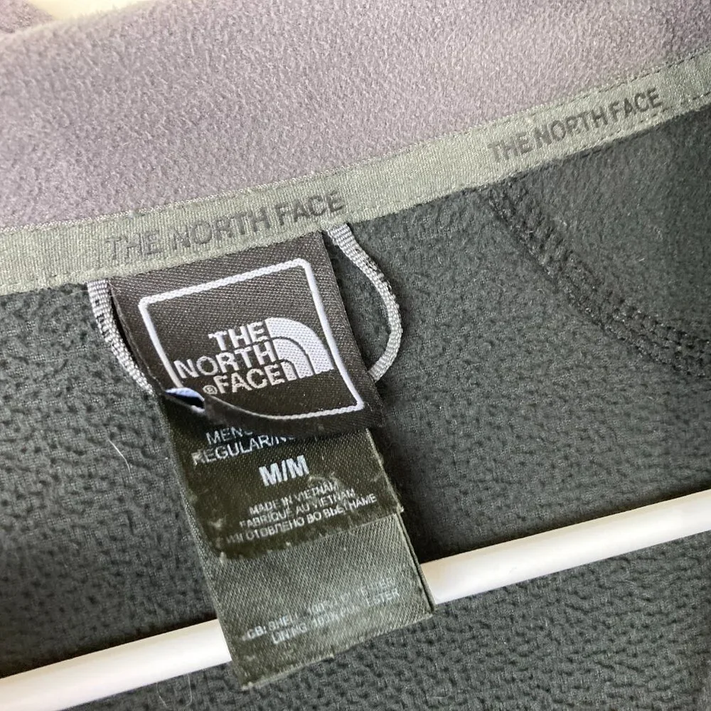 The North Face Men Sz M Black Fleece Full Zip Jacket Embroidered Logo Zip Pocket